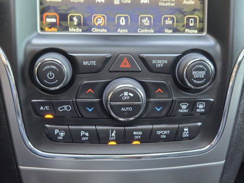 Used 2018 Jeep Grand Cherokee Trailhawk w/ Trailhawk Luxury Group AWD/4WD image 14
