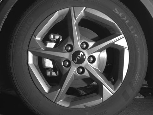 Used 2025 Kia K4 LXS image 12