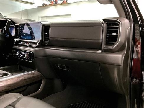 Used 2024 Chevrolet Silverado 3500 LTZ w/ LTZ Premium Package AWD/4WD image 20
