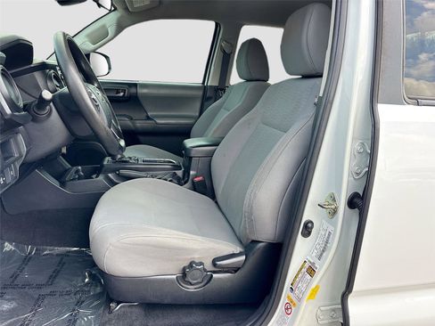 Used 2019 Toyota Tacoma SR w/ SR Convenience Package RWD image 19