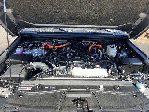 Used 2025 Toyota Land Cruiser 1958 image 34