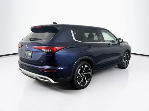 Used 2024 Mitsubishi Outlander SE AWD/4WD image 9