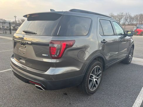 Used 2016 Ford Explorer Sport w/ Equipment Group 401A AWD/4WD image 8