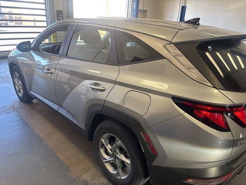 Used 2022 Hyundai Tucson SE image 9