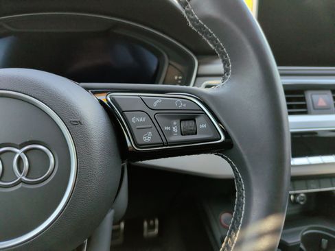 Used 2019 Audi S4 Premium Plus w/ Premium Plus Package AWD/4WD image 25
