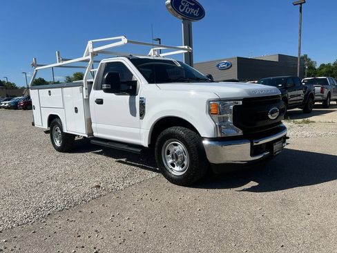Used 2020 Ford F350 XL w/ Power Equipment Group RWD image 2