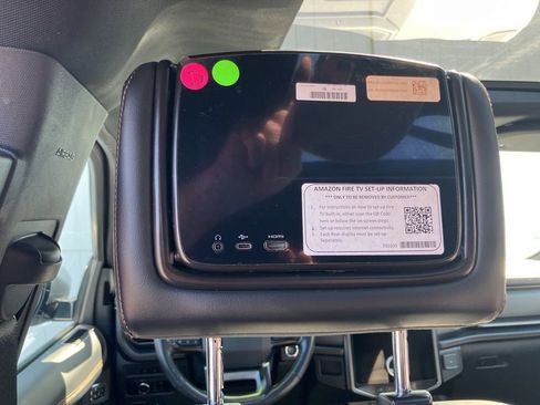 Used 2023 Ford Expedition Platinum image 36