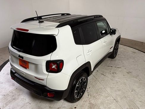 Certified 2023 Jeep Renegade Trailhawk image 5