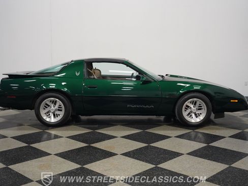 Used 1991 Pontiac Firebird Formula image 17
