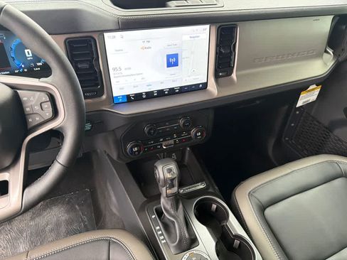 New 2026 Ford Bronco Outer Banks AWD/4WD image 24