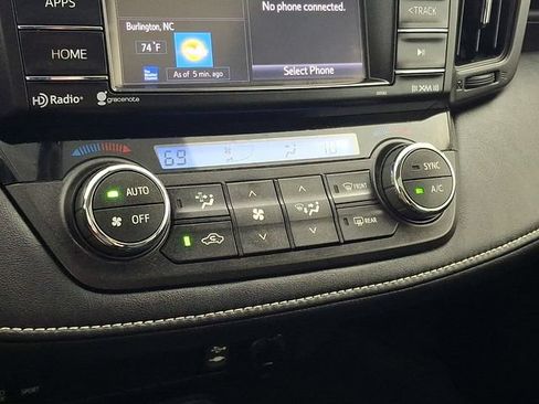 Used 2016 Toyota RAV4 XLE AWD/4WD image 22