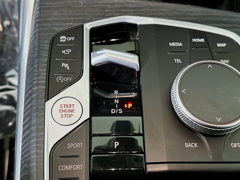 Used 2025 BMW 430i Convertible image 21