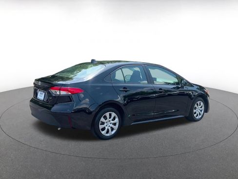 Used 2025 Toyota Corolla LE FWD image 14