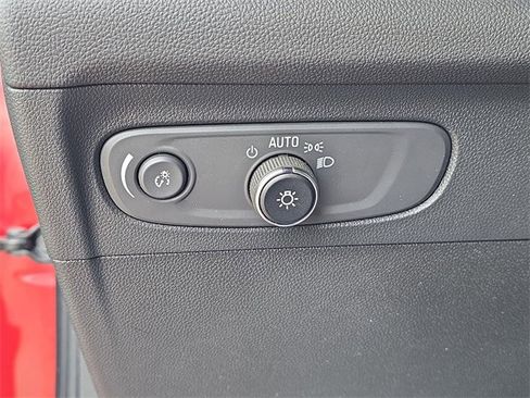 Certified 2023 Buick Envision Essence image 8
