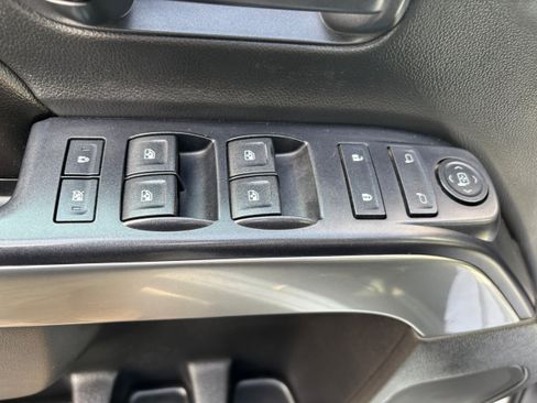 Used 2015 Chevrolet Silverado 1500 LT w/ LT Fleet Plus Package AWD/4WD image 12