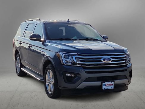Used 2019 Ford Expedition XLT w/ Equipment Group 202A RWD image 3