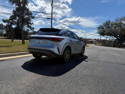Used 2025 Lexus RX 350 FWD w/ Technology Package image 8