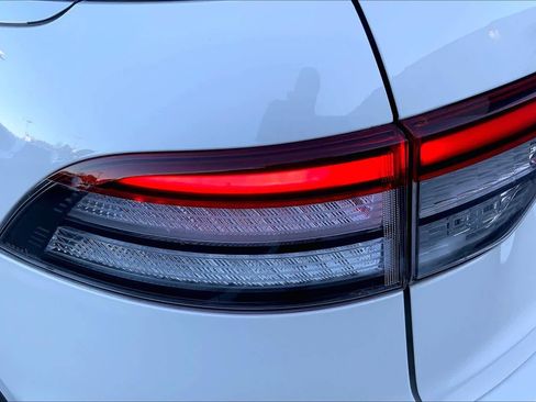 Used 2023 Lincoln Aviator Reserve w/ Equipment Group 201A image 27