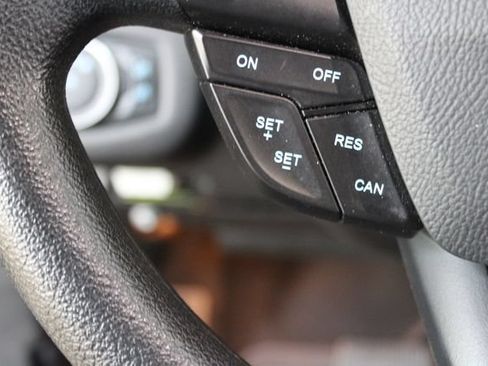Used 2019 Ford Escape SE AWD/4WD image 16