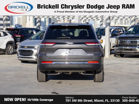 Used 2025 Jeep Grand Cherokee Limited image 6