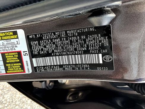 Used 2019 Toyota Camry LE FWD image 18