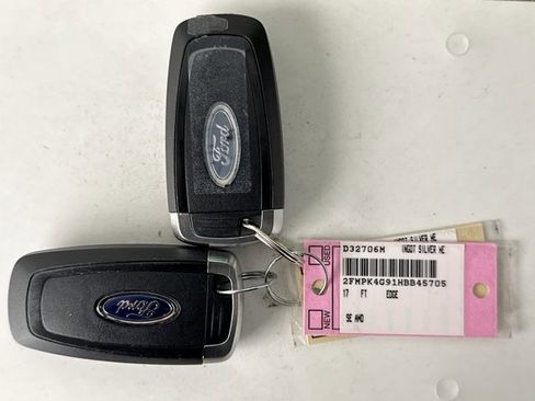 Used 2017 Ford Edge SE AWD/4WD image 10