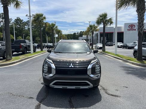 Used 2022 Mitsubishi Outlander SEL FWD image 3