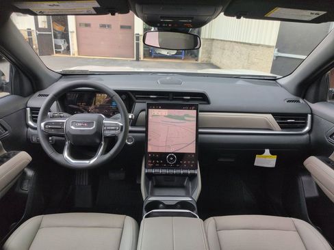 New 2026 GMC Terrain Elevation w/ Elevation Premium Package AWD/4WD image 9