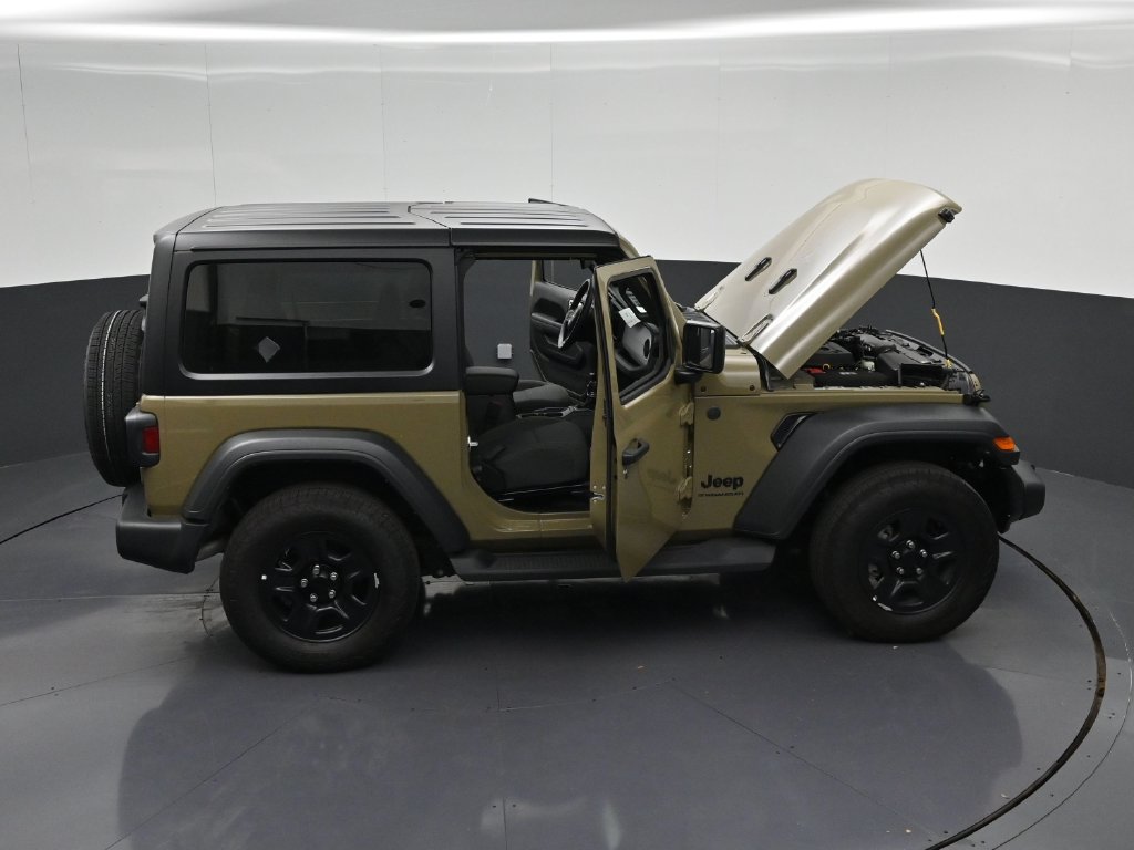 Used 2026 Jeep Wrangler Sport AWD/4WD image 36