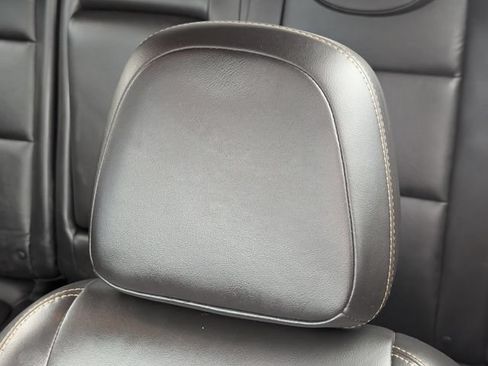 Used 2019 Chevrolet Trax Premier AWD/4WD image 16