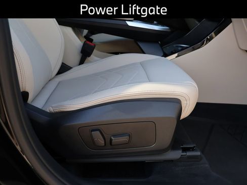 Certified 2025 BMW X1 xDrive28i w/ Technology Package AWD/4WD image 14