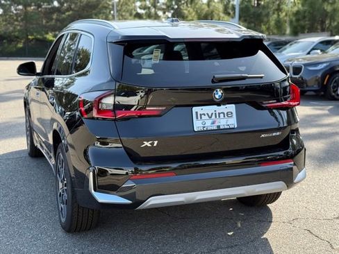 New 2026 BMW X1 xDrive28i w/ Technology Package AWD/4WD image 11