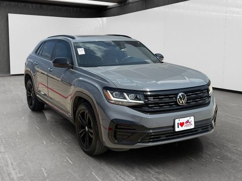 Used 2023 Volkswagen Atlas Cross Sport SEL R-Line AWD/4WD image 7