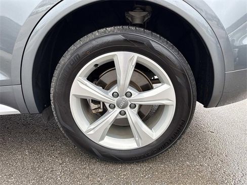 Used 2020 Audi Q5 2.0T Premium w/ Convenience Package image 31