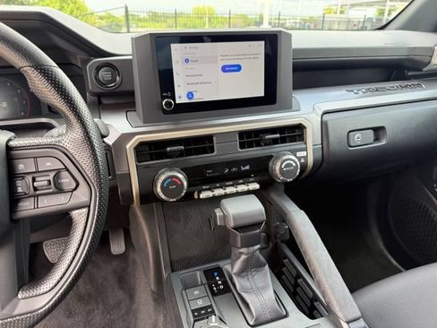 Used 2026 Toyota Tacoma SR5 AWD/4WD image 19