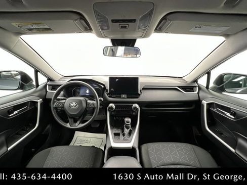 Used 2024 Toyota RAV4 XLE image 9
