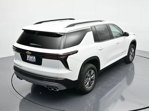 Certified 2025 Chevrolet Traverse LT image 33