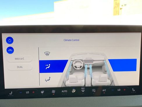 New 2025 Ford Maverick Lariat AWD/4WD image 36