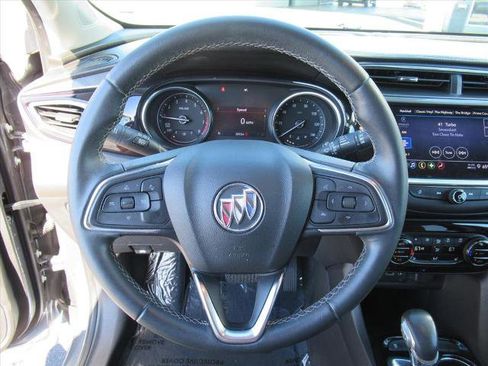 Used 2021 Buick Encore GX Select image 18