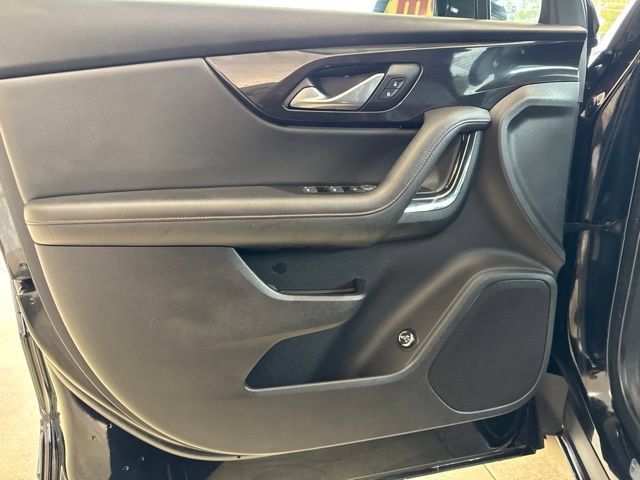 Used 2020 Chevrolet Blazer RS w/ LPO, Floor Liner Package AWD/4WD image 11