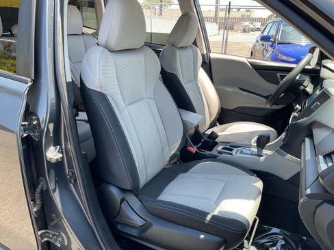 Used 2023 Subaru Forester AWD/4WD image 21