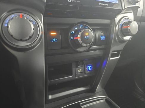 Used 2024 Toyota 4Runner SR5 RWD image 19