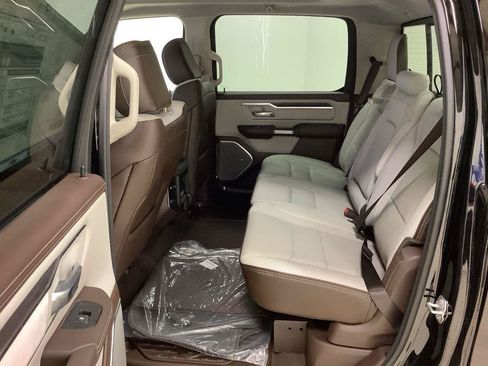 New 2025 RAM 1500 Laramie w/ Advanced Safety Group II AWD/4WD image 19