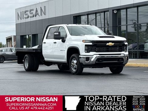 Used 2026 Chevrolet Silverado 3500 W/T w/ WT Convenience Package AWD/4WD image 1