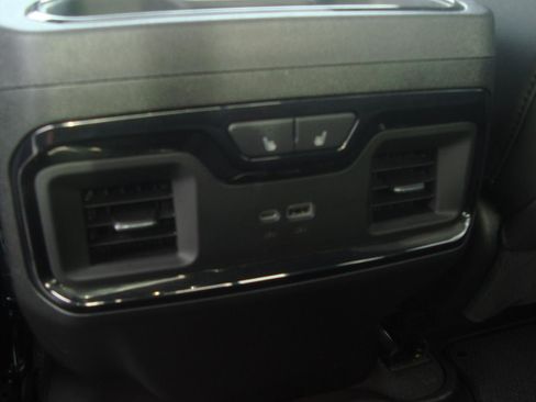 Used 2025 GMC Sierra 1500 AT4 w/ AT4 Premium Package image 16