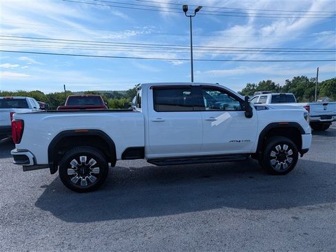 Used 2020 GMC Sierra 2500 AT4 w/ AT4 Premium Package AWD/4WD image 8