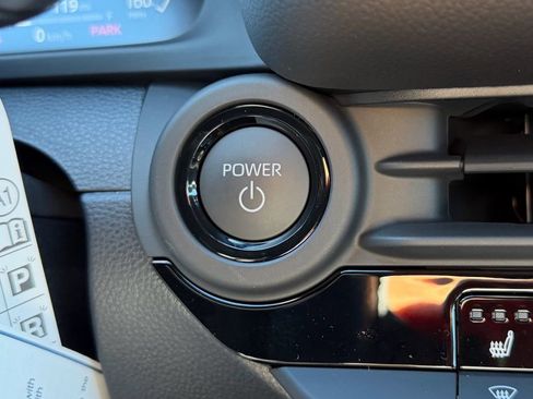 New 2025 Toyota Crown Signia w/ Advanced Technology Package image 25