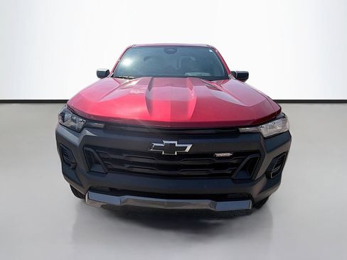 Used 2023 Chevrolet Colorado Trail Boss AWD/4WD image 2