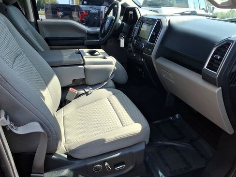 Used 2016 Ford F150 XLT w/ Equipment Group 302A Luxury AWD/4WD image 25
