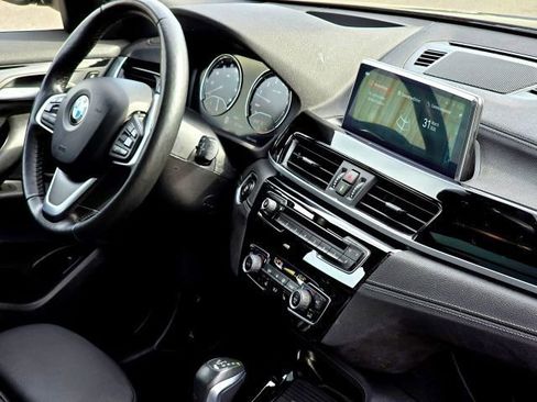 Used 2018 BMW X2 xDrive28i image 17